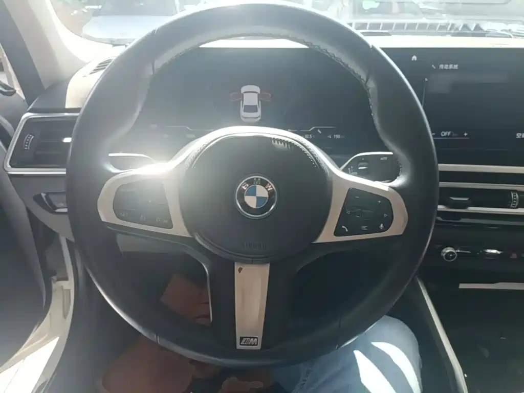 BMW i3 — миниатюра 11