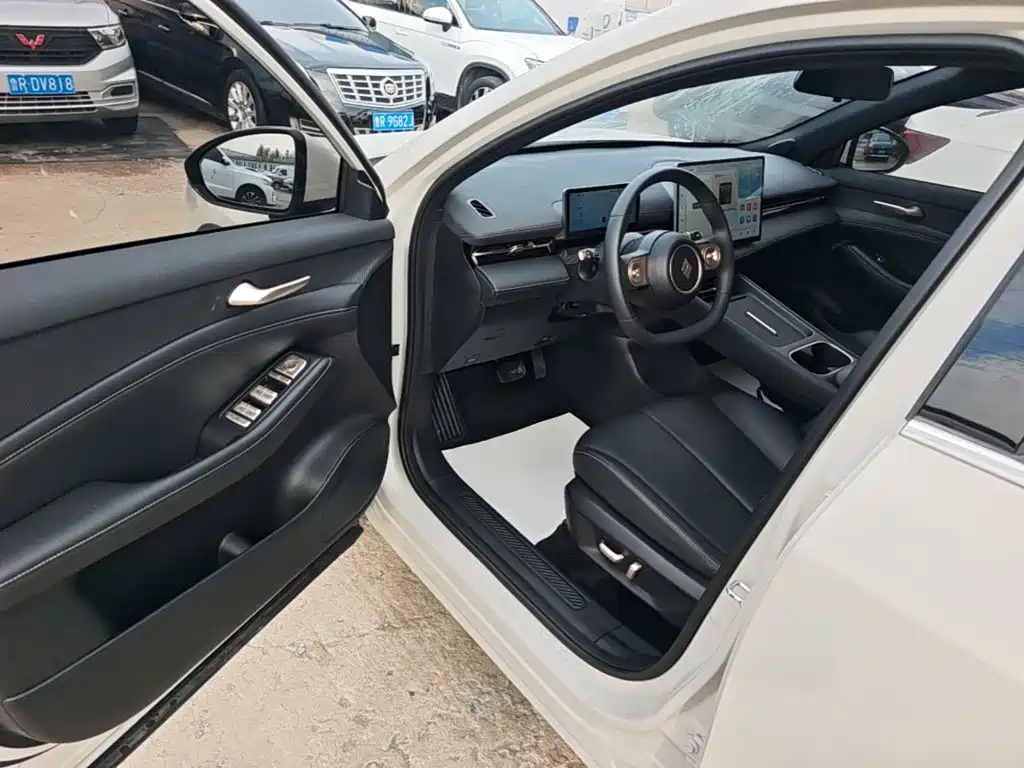 Baojun Yunhai — миниатюра 16