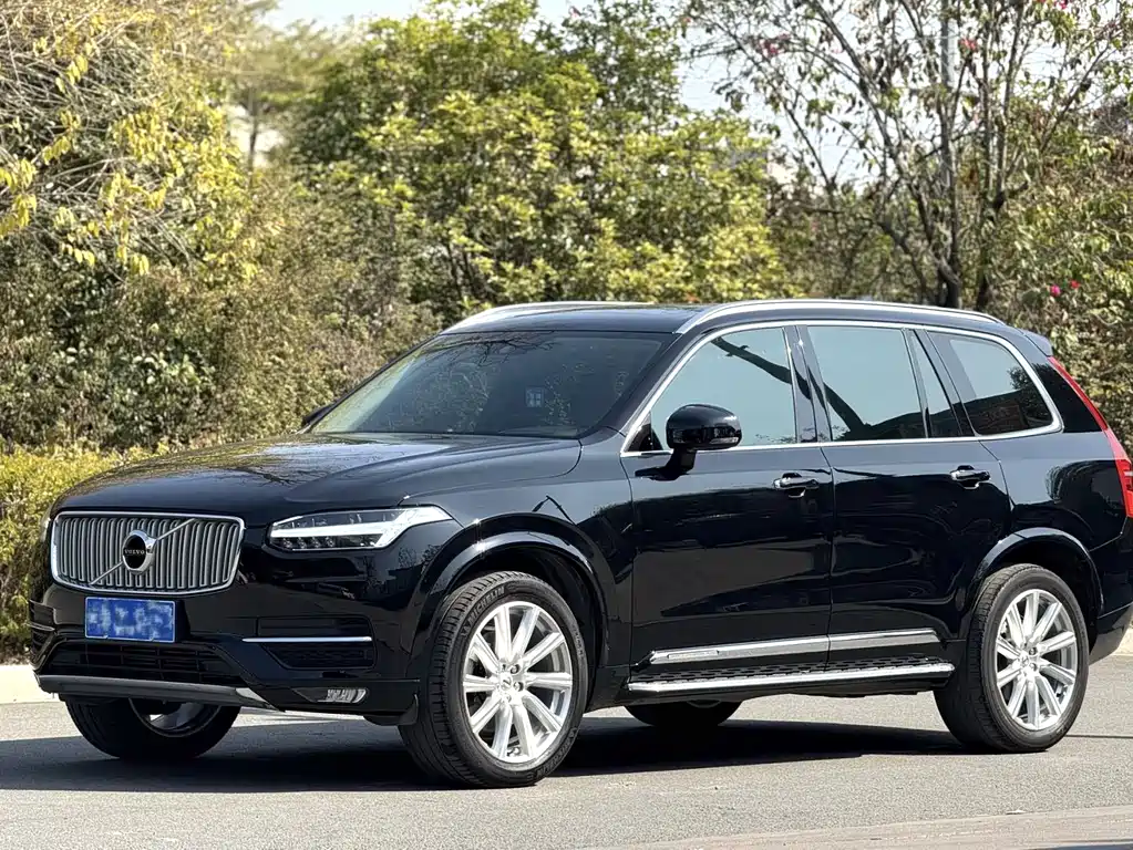 Volvo XC90 2019 T6 7 мест V