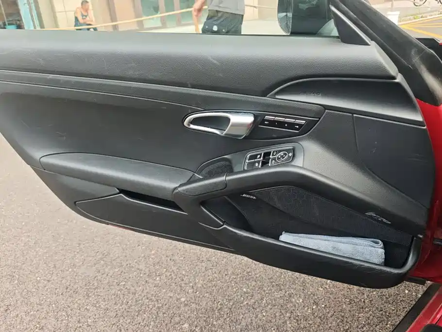 Porsche Cayman — миниатюра 7