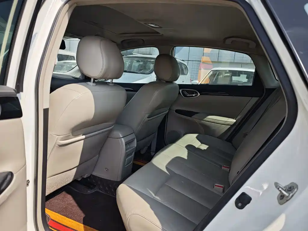 Nissan Sylphy — миниатюра 7