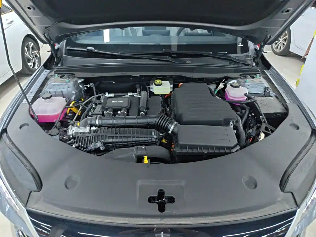 Заказать BYD Qin PLUS 2026 года за 1 795 067 ₽  из Китая