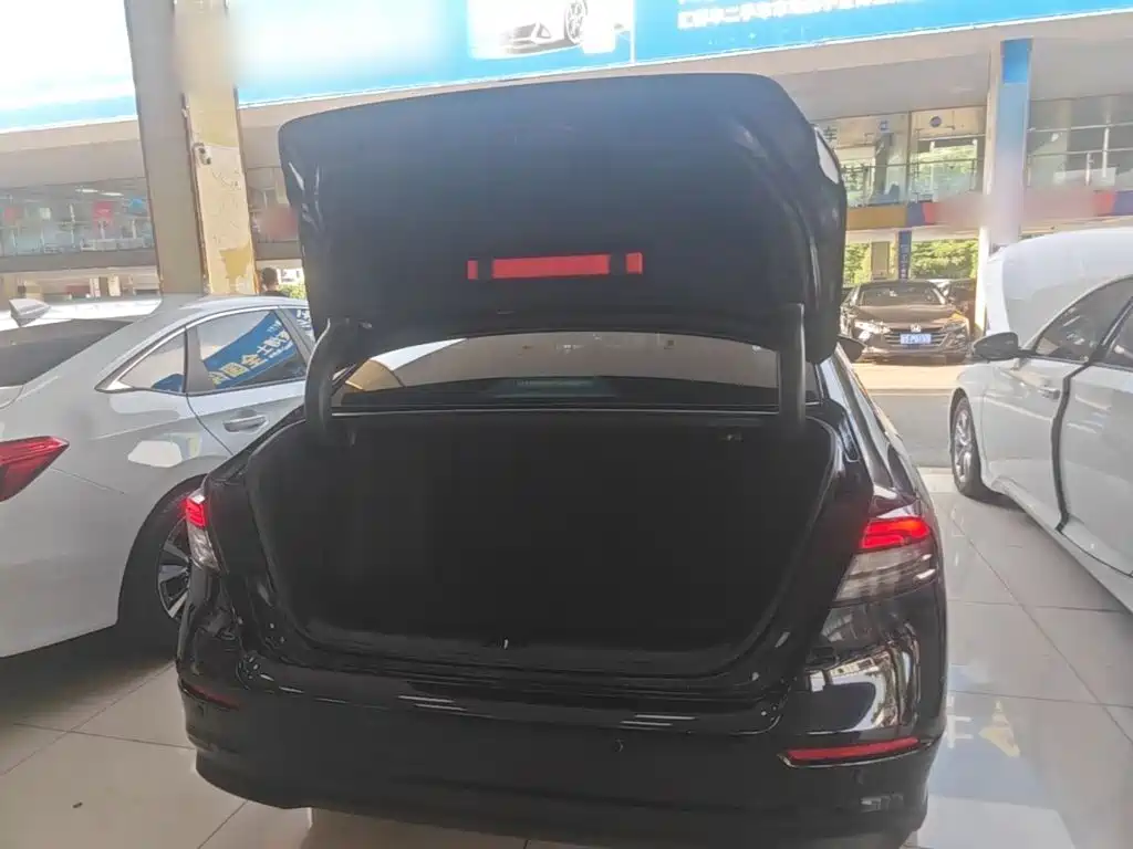 Honda Accord — миниатюра 19