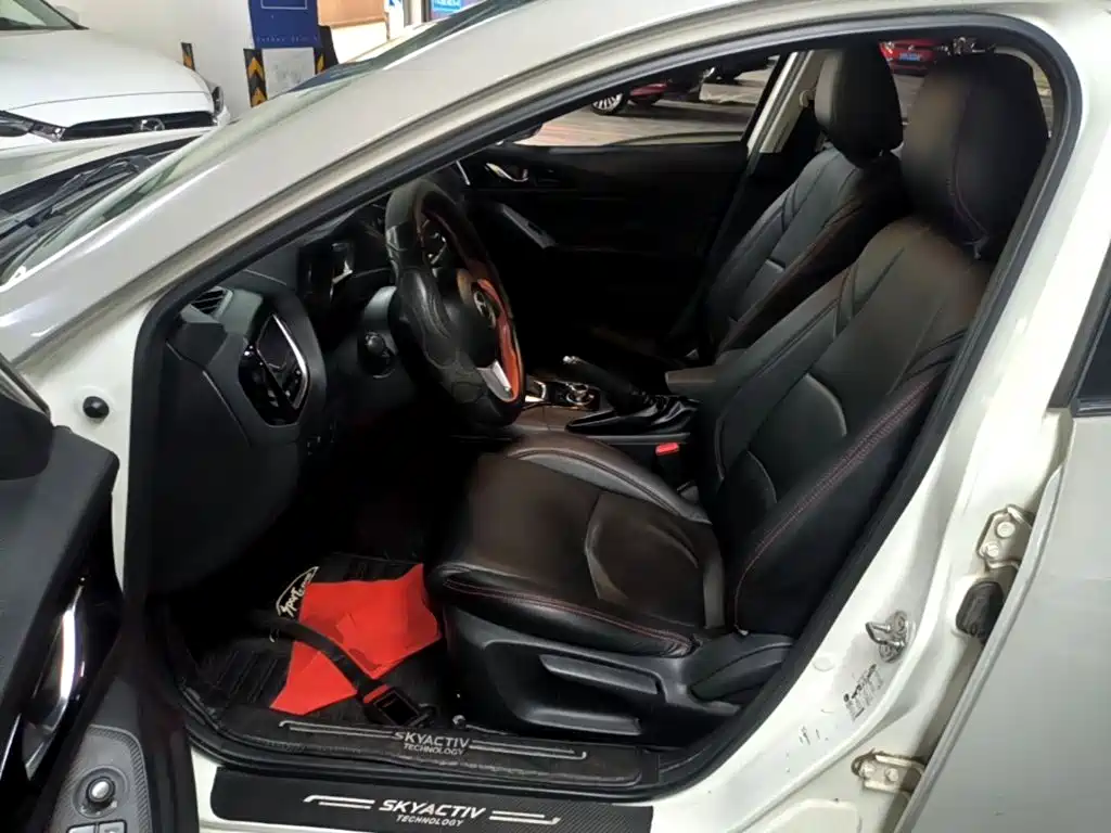 Mazda 3 Axela — миниатюра 15