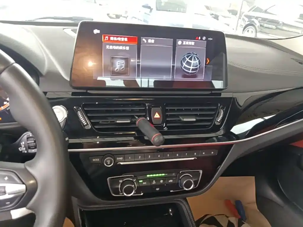 BMW 1 Series — миниатюра 13