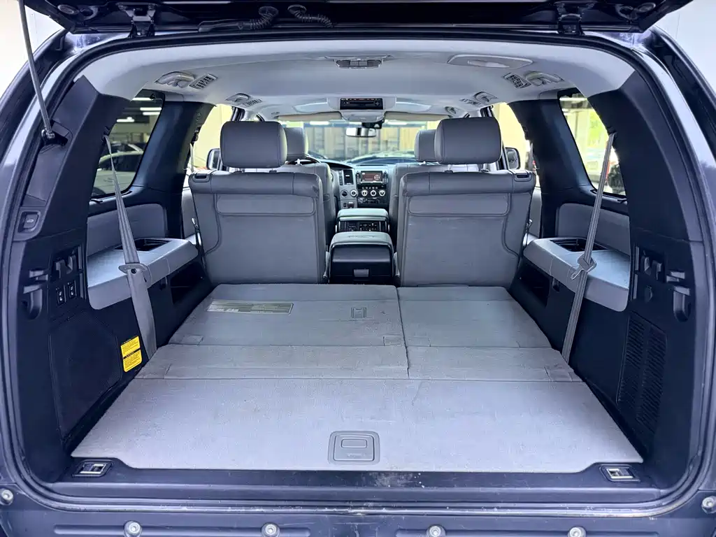 Toyota Sequoia — фотографии объявления, Фото 18