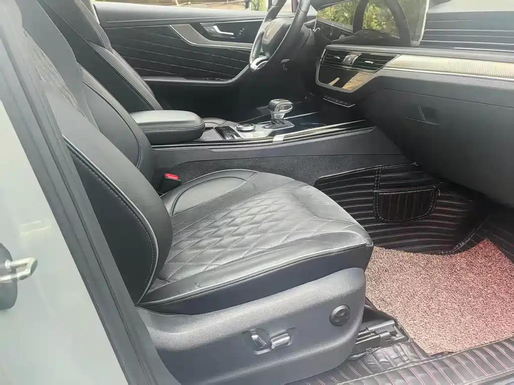 Hongqi Hongqi HS5 — миниатюра 4