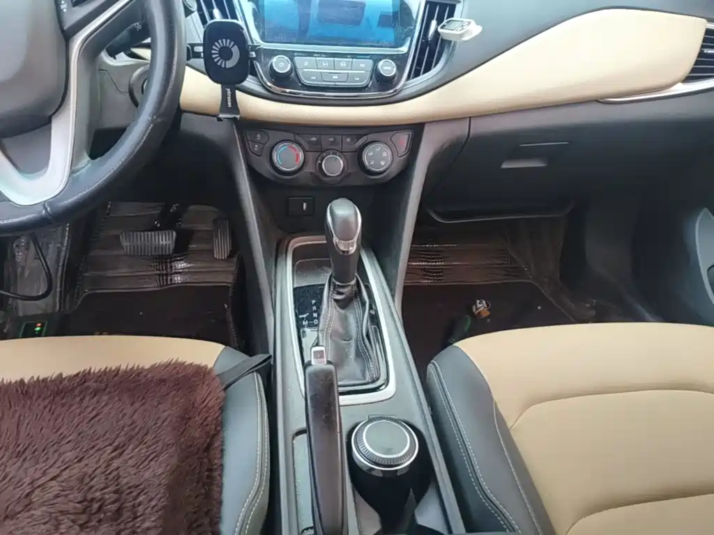 Chevrolet Monza — миниатюра 14
