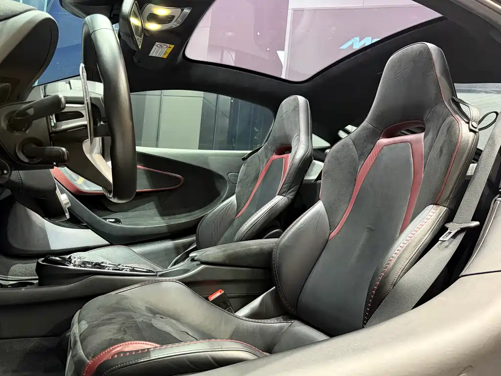 McLaren GT — миниатюра 6