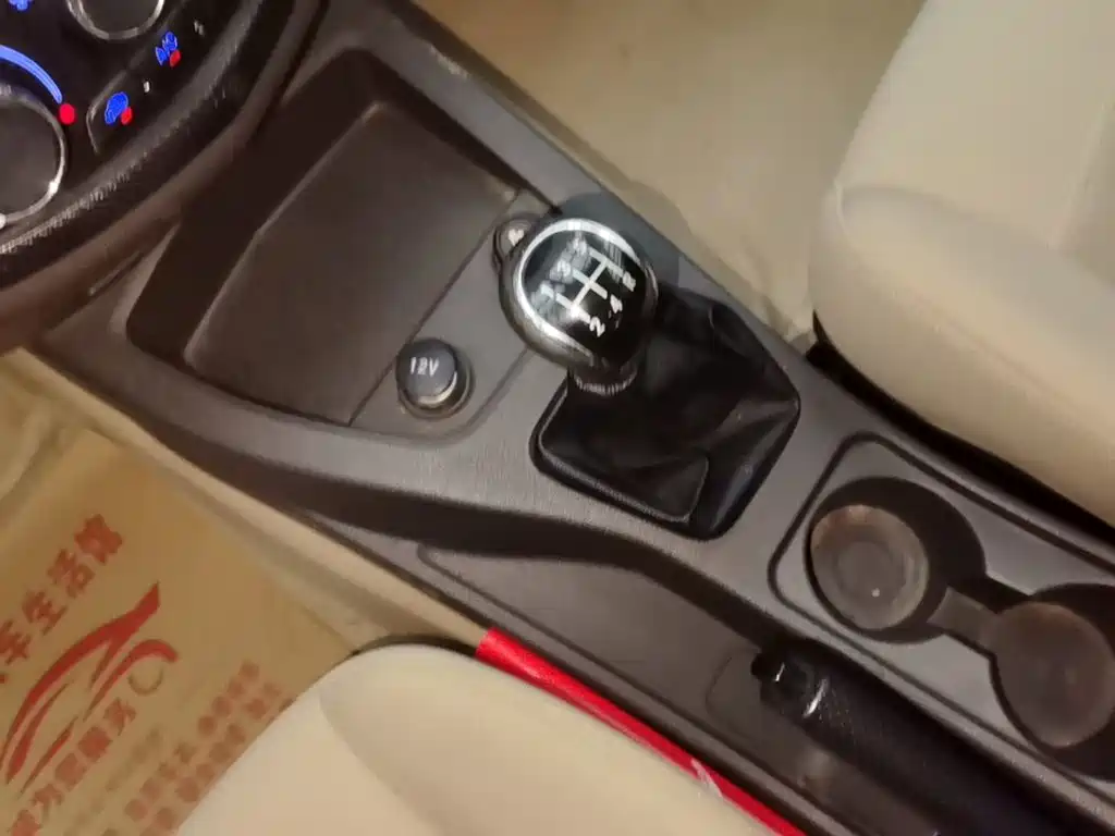 Wuling Hongguang — миниатюра 14