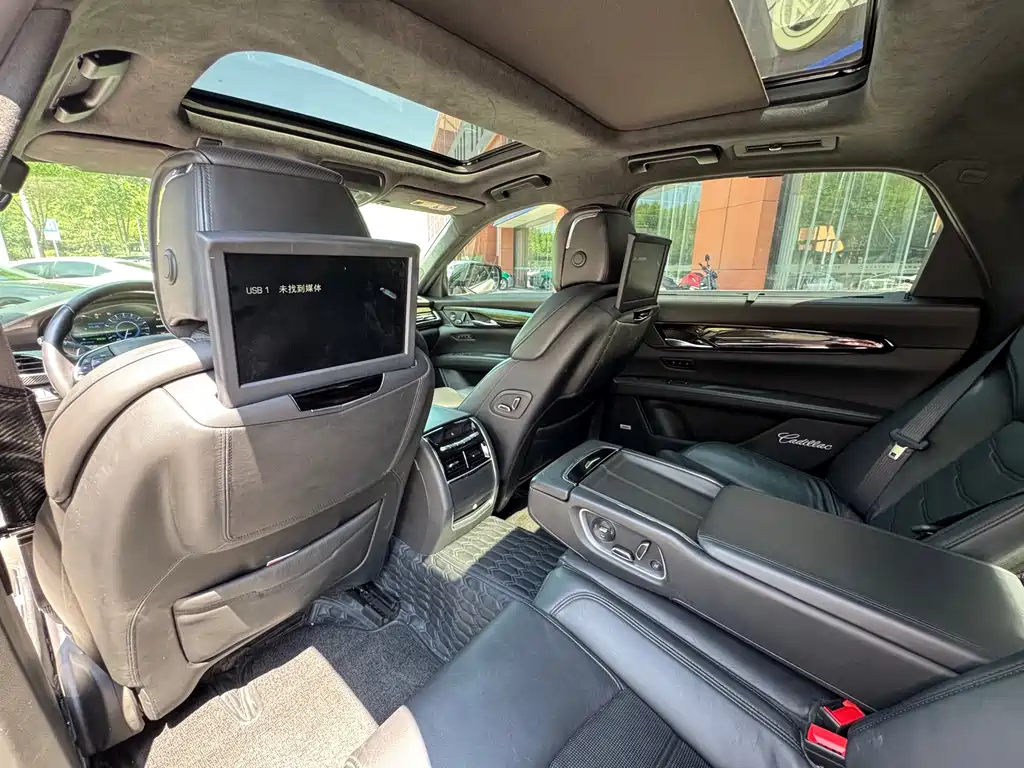 Cadillac CT6 — миниатюра 12