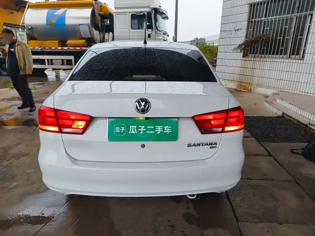 Volkswagen Santana — миниатюра 6