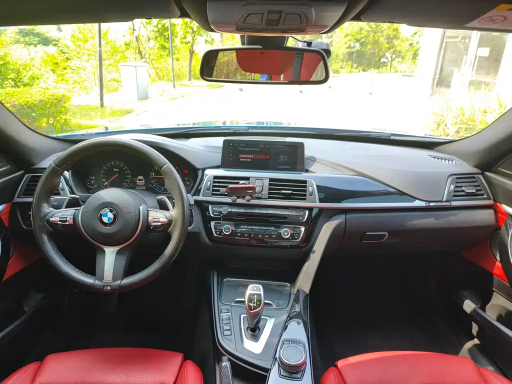 BMW 3 Series GT — миниатюра 6