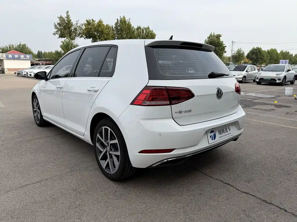 Volkswagen Golf — миниатюра 6