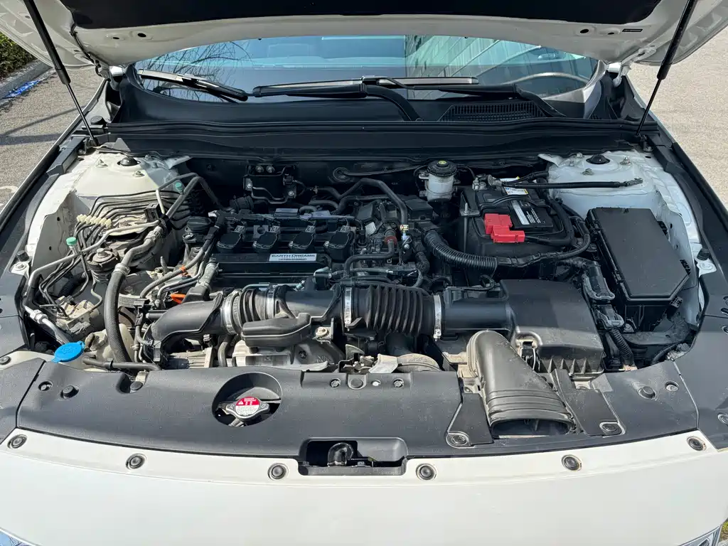 Honda Accord — миниатюра 12