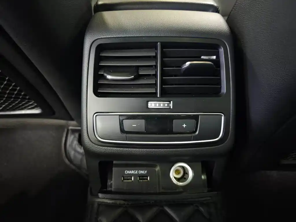 Audi A4L — миниатюра 9