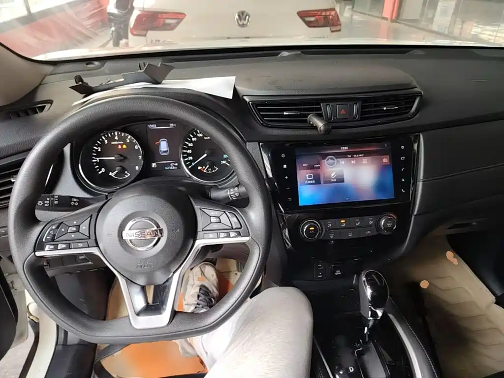 Nissan X-Trail — миниатюра 10