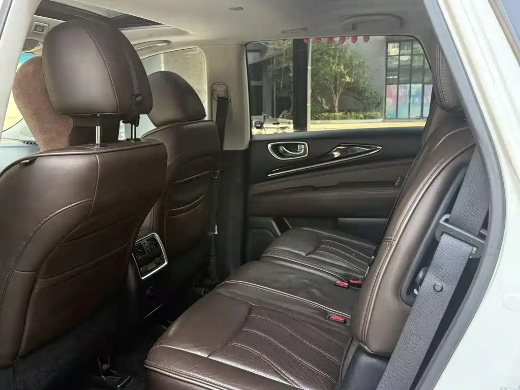 INFINITI QX60