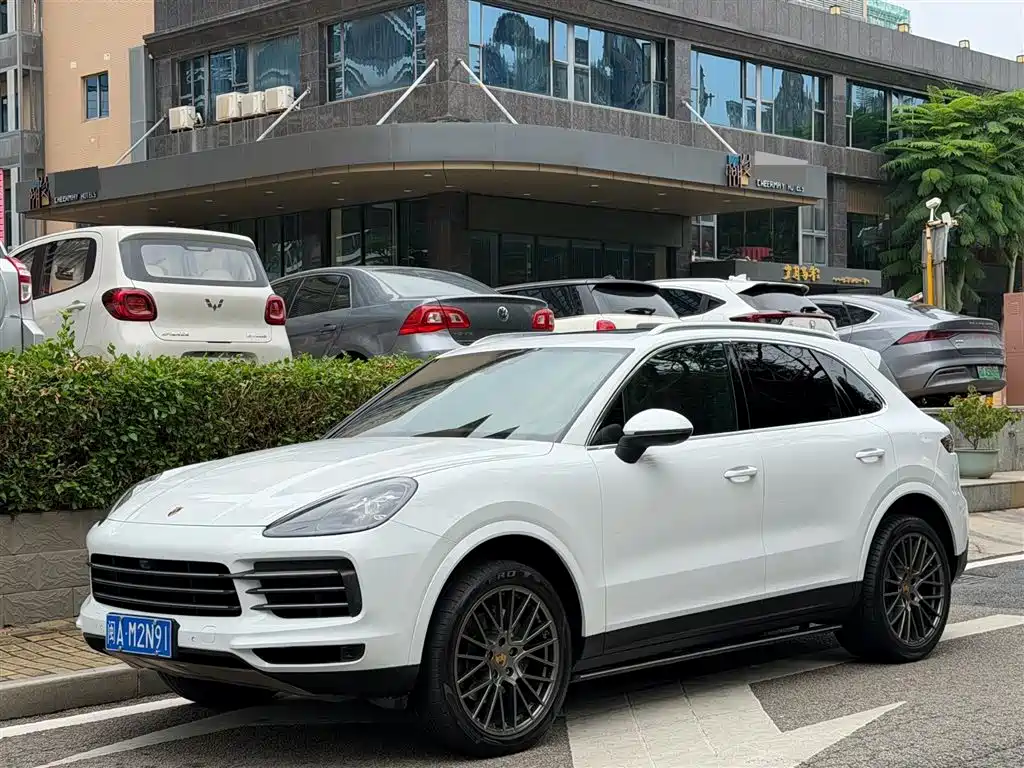Купить Porsche Cayenne