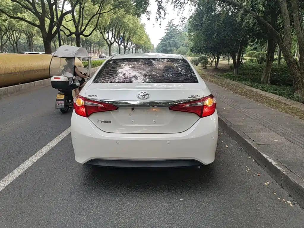Toyota Corolla Levin 2016 1.6G CVT Elite