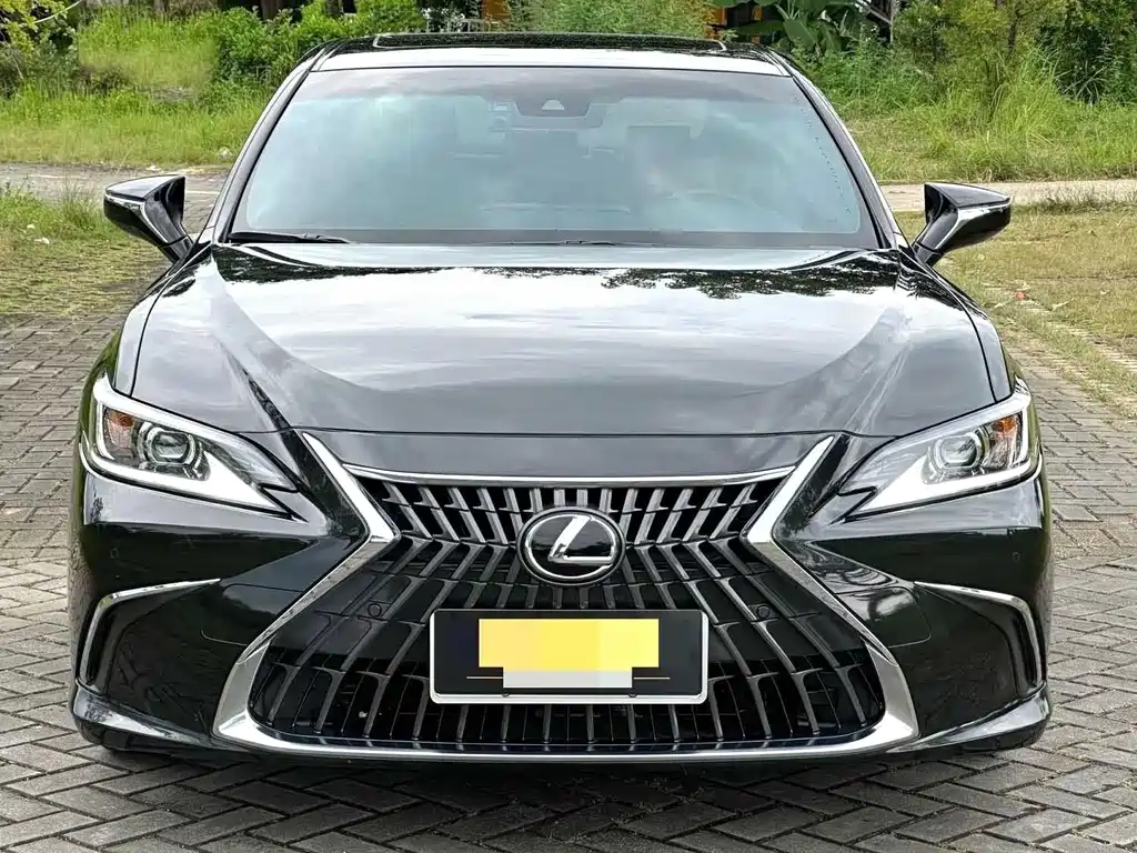 Lexus ES — миниатюра 2