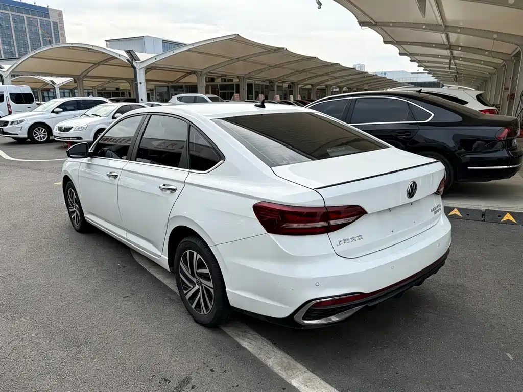 Volkswagen Lavida — миниатюра 12