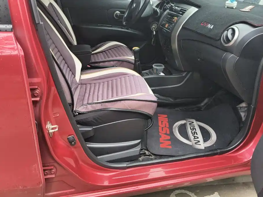 Nissan Livina — миниатюра 8
