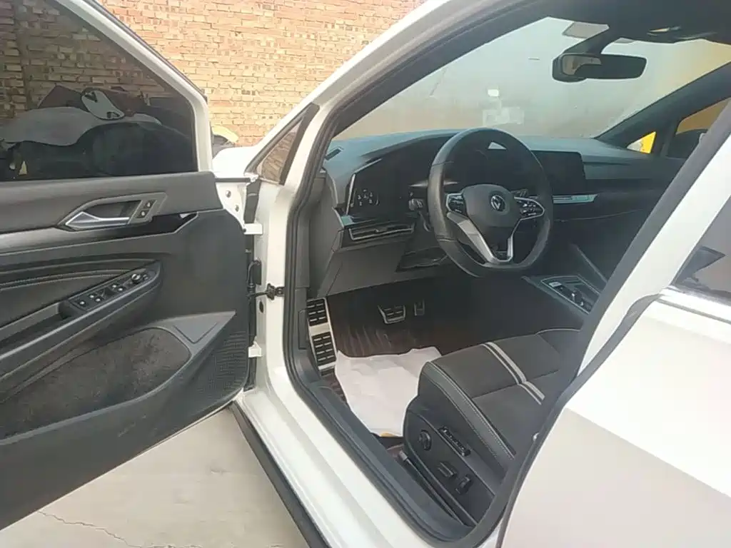 Volkswagen Golf — миниатюра 16