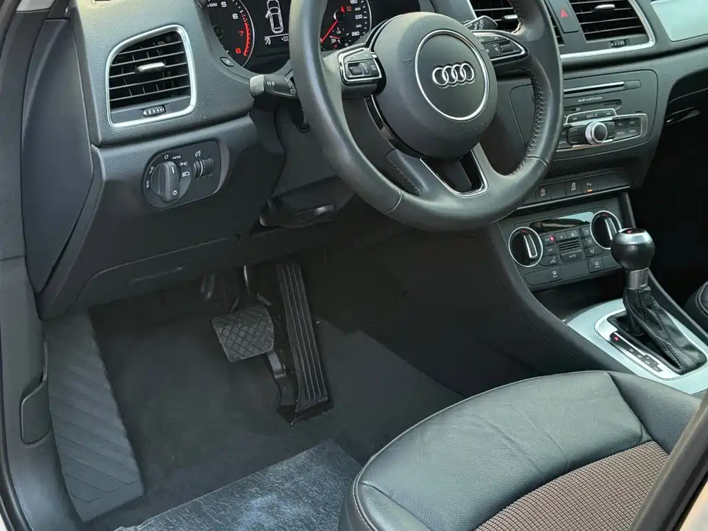 Audi Q3 — миниатюра 6