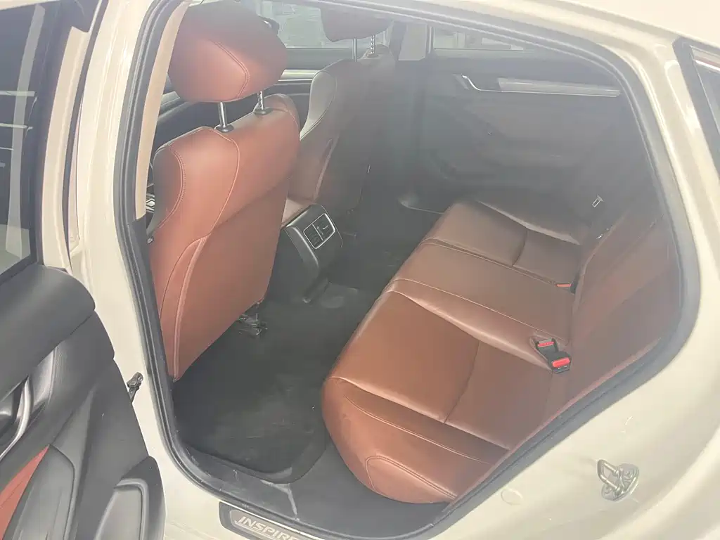 Honda Inspire — миниатюра 10
