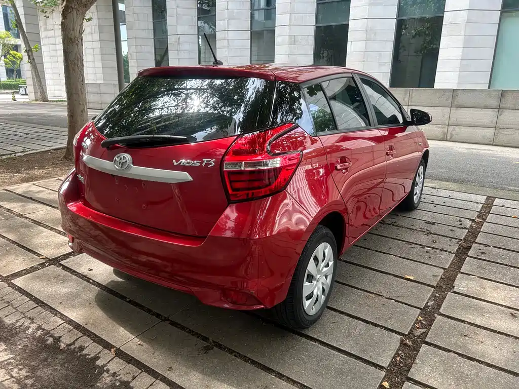 Toyota Vios FS — миниатюра 4
