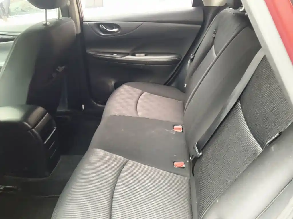 Nissan Tiida — миниатюра 17