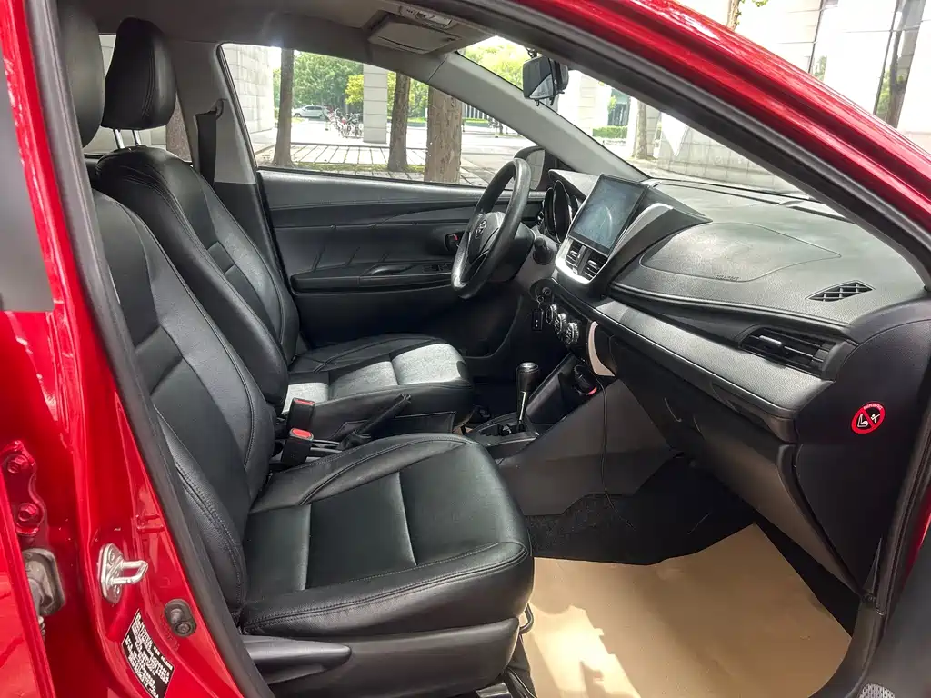Toyota Vios FS — миниатюра 13