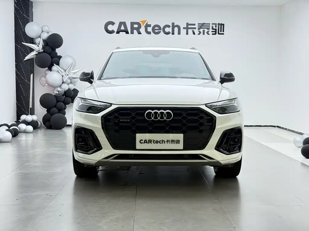 Audi Q5L — миниатюра 2