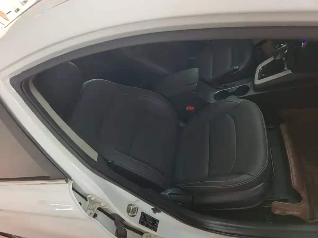 Hyundai Elantra — миниатюра 25