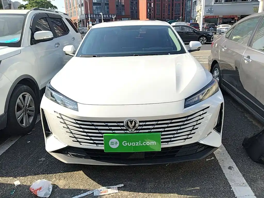 Changan Eado — миниатюра 3