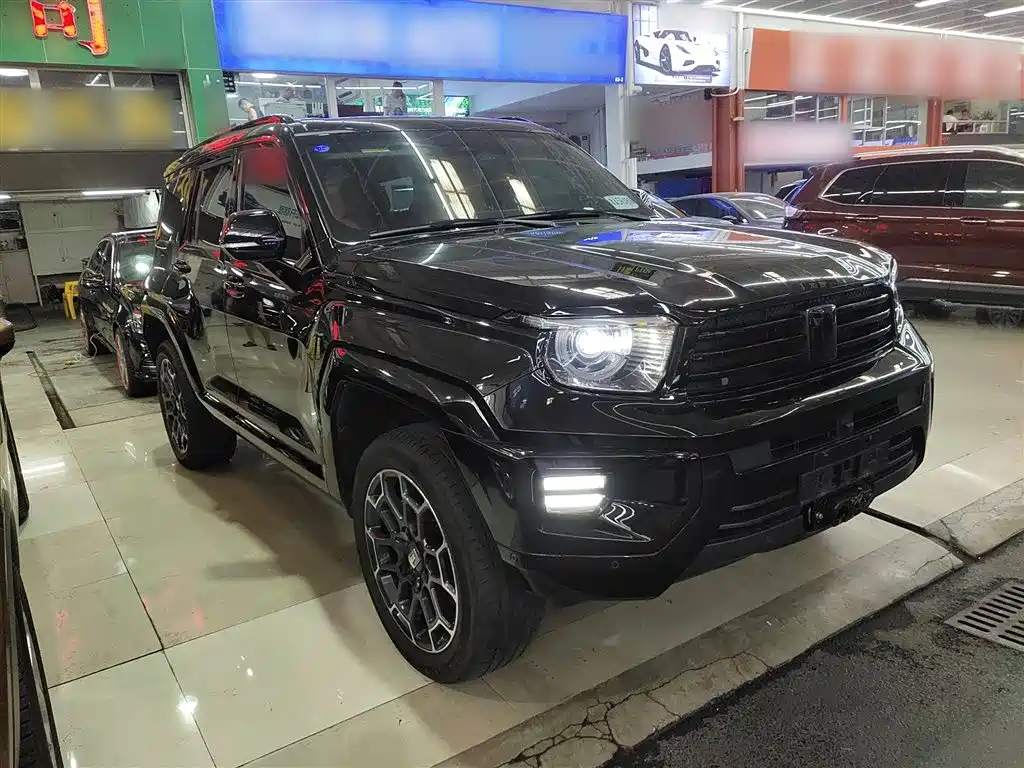 TANK TANK 700 NEW ENERGY