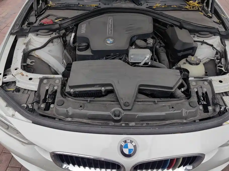 BMW 3 Series — миниатюра 10