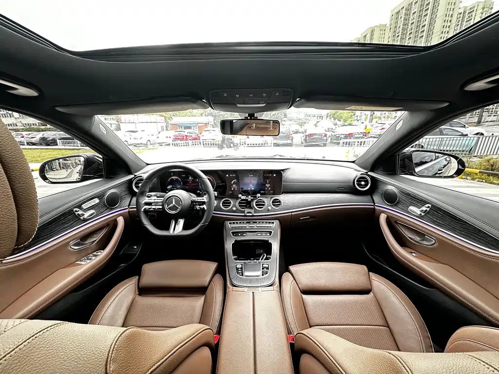 MERCEDES-BENZ E CLASS