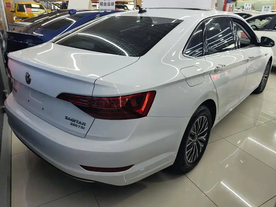 Volkswagen Sagitar — миниатюра 3