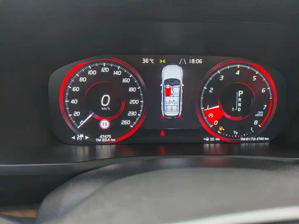 Volvo XC90 — миниатюра 11