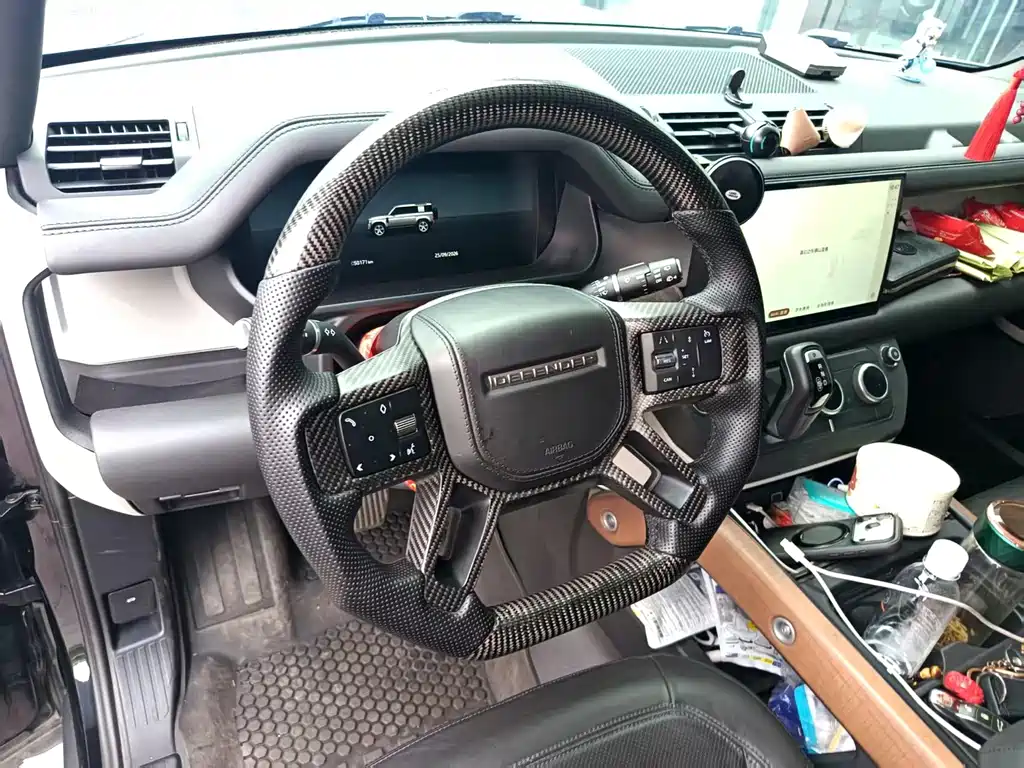 Land Rover Defender — миниатюра 10