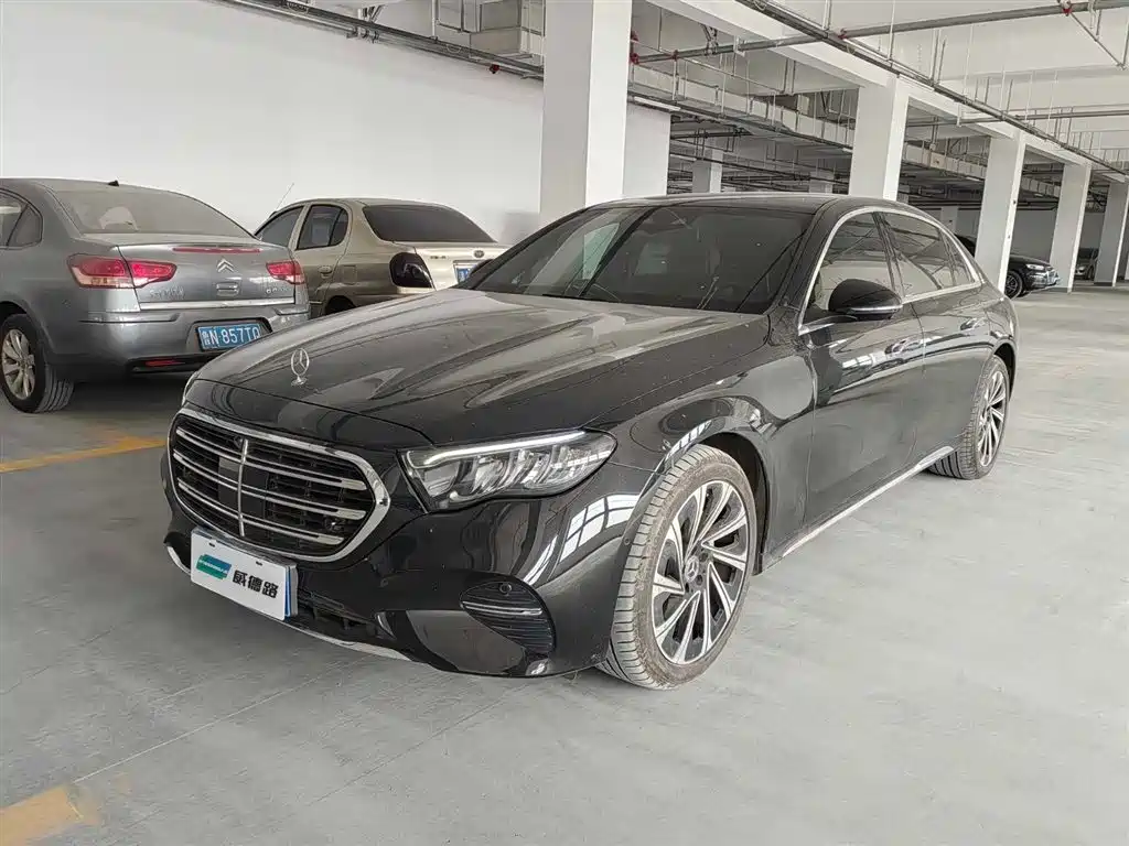 Mercedes-Benz E-Class 2024