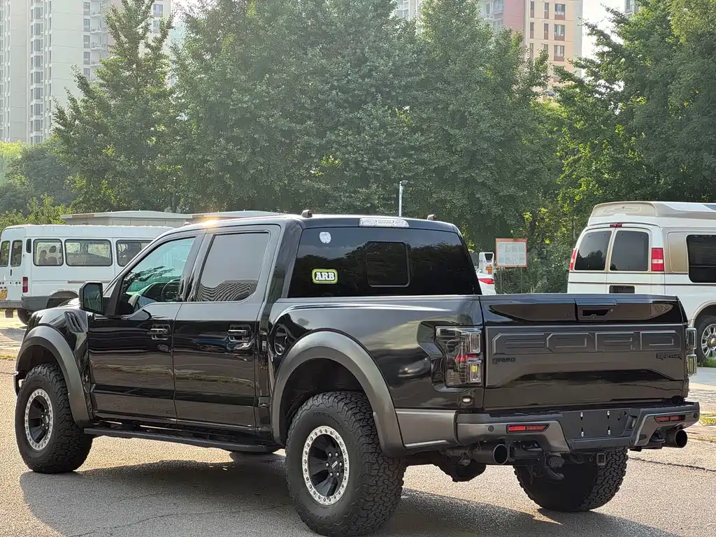 Ford F-150 Raptor — миниатюра 6