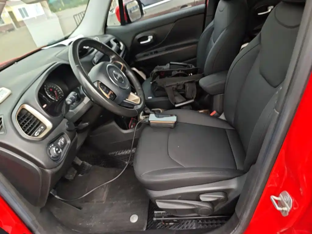 Jeep Renegade — миниатюра 15