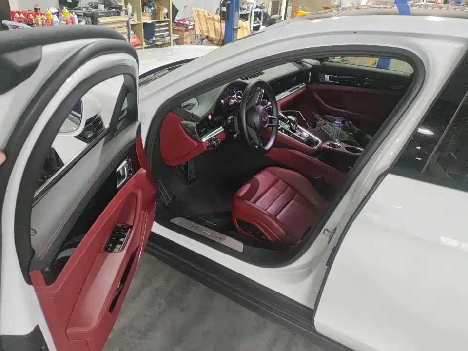 Porsche Panamera — миниатюра 7