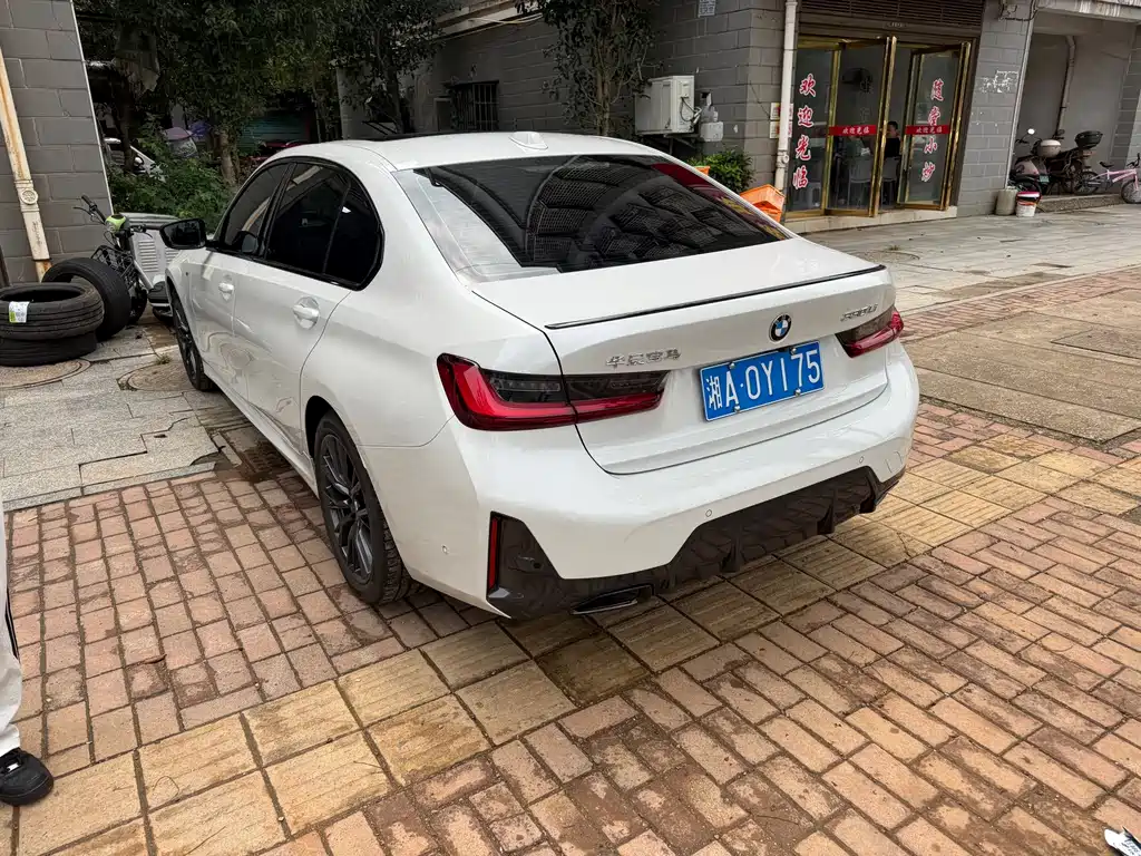 BMW 3 Series — миниатюра 8