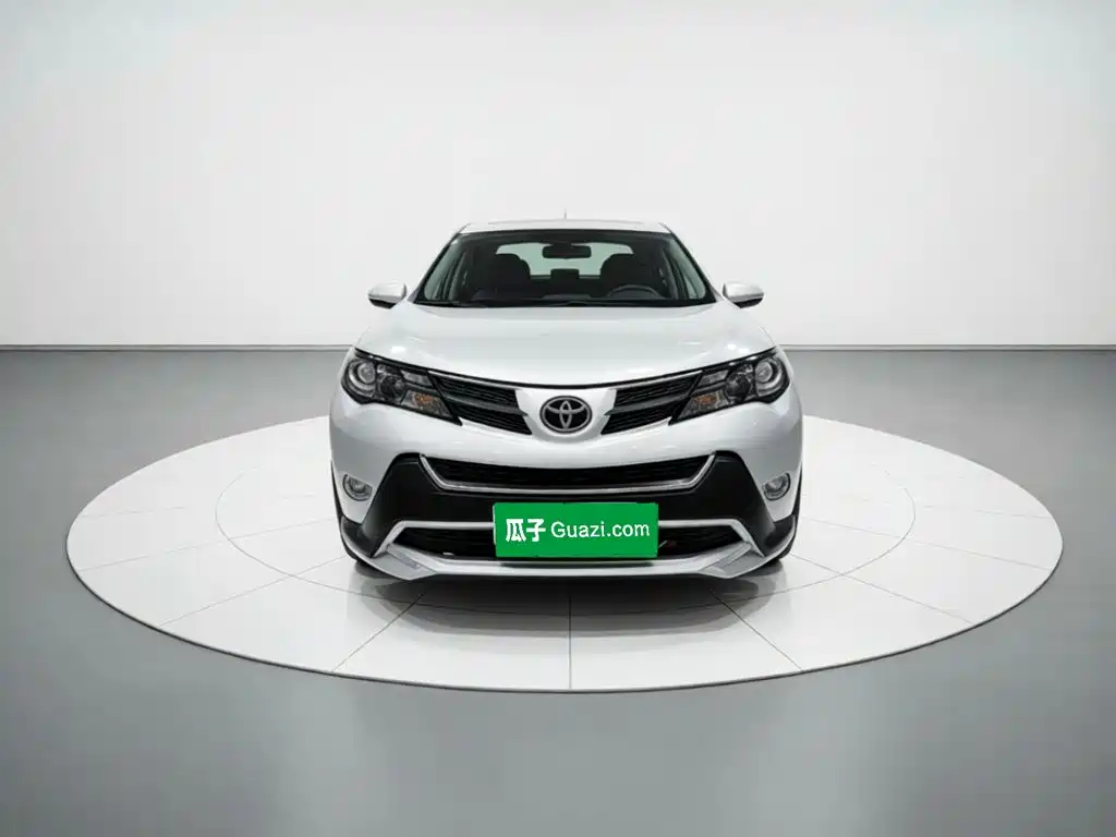 Toyota RAV4 — миниатюра 2