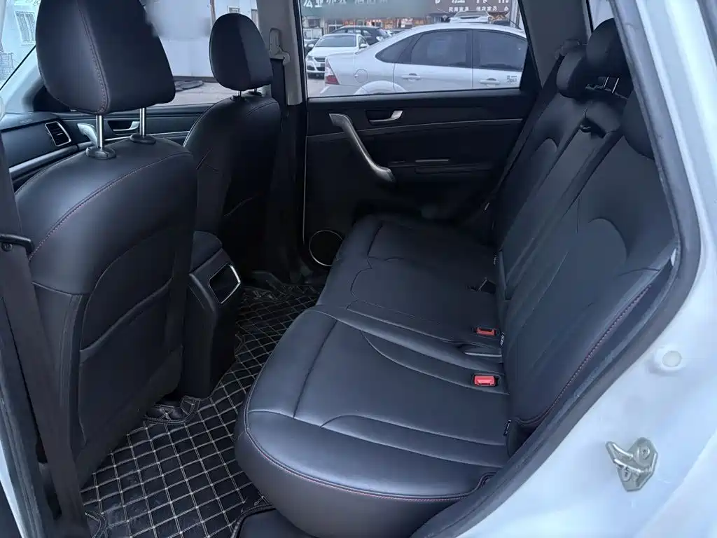 Haval M6 — миниатюра 15