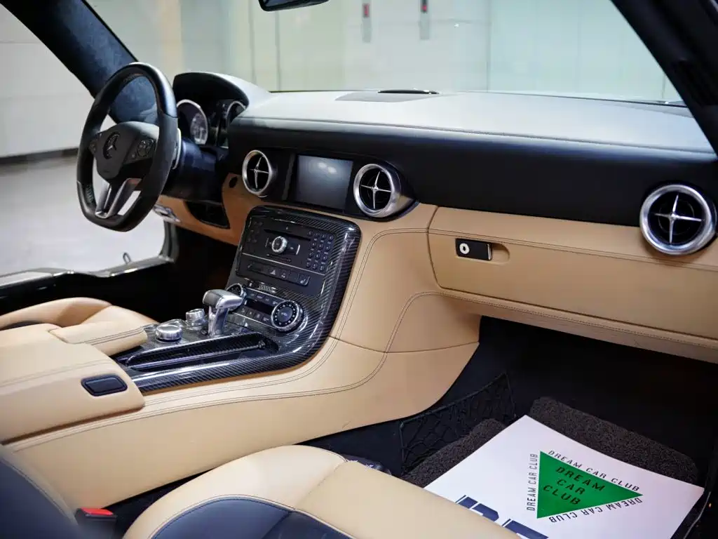 Mercedes-Benz SLS AMG — миниатюра 25